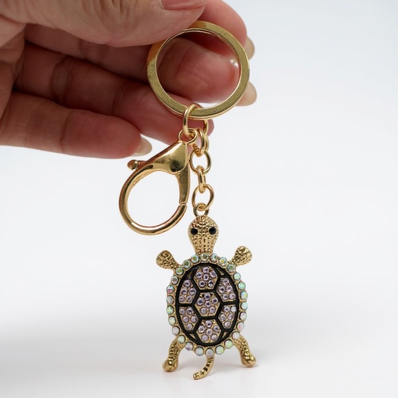 Mint Gold Tone Turtle Keychain / Bag Charm with Pink Crystals NWT - Picture 3 of 3